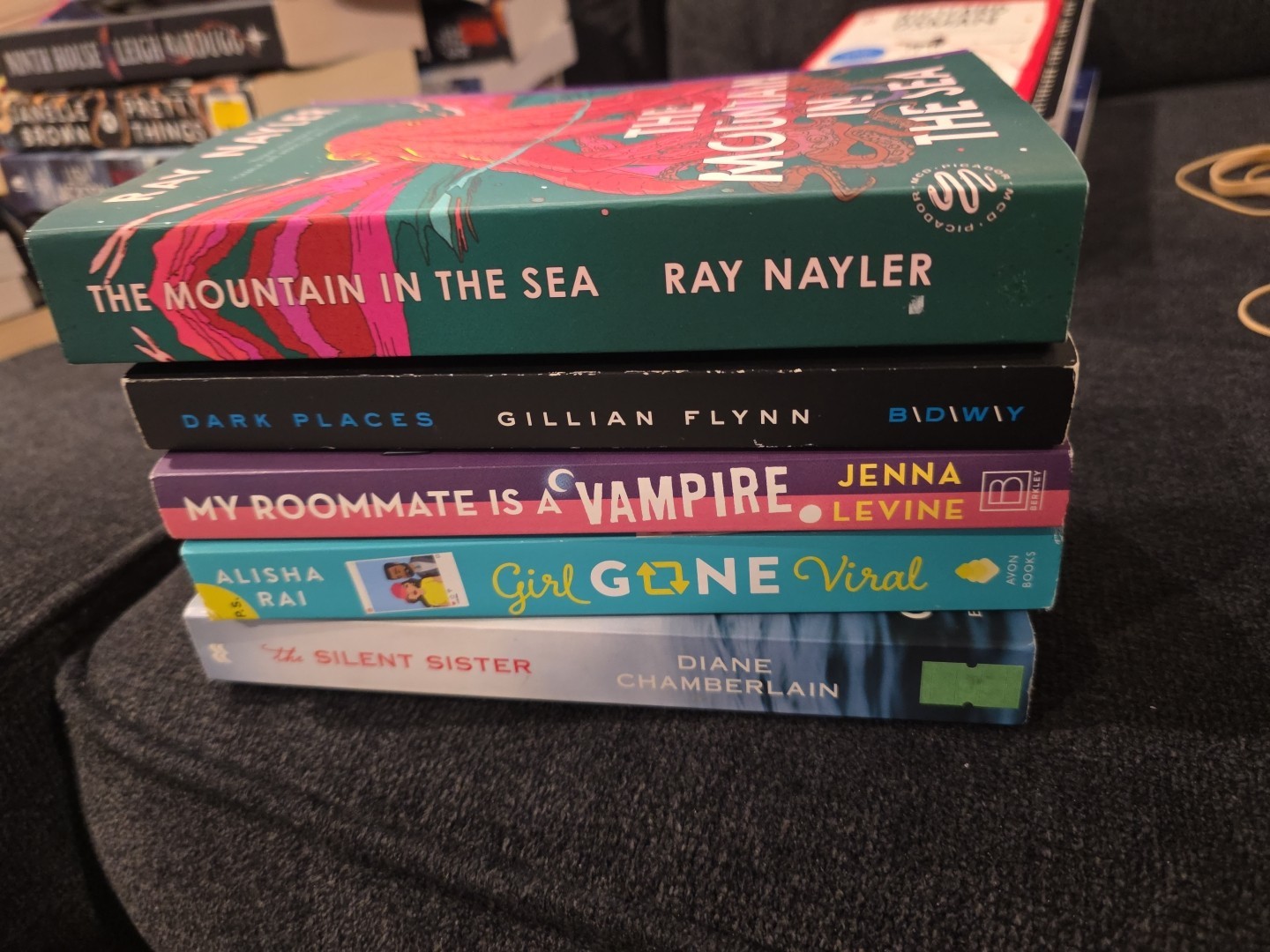 Random Lot Of 5 Various Genre Paperbacks. See Photos For Titles!
