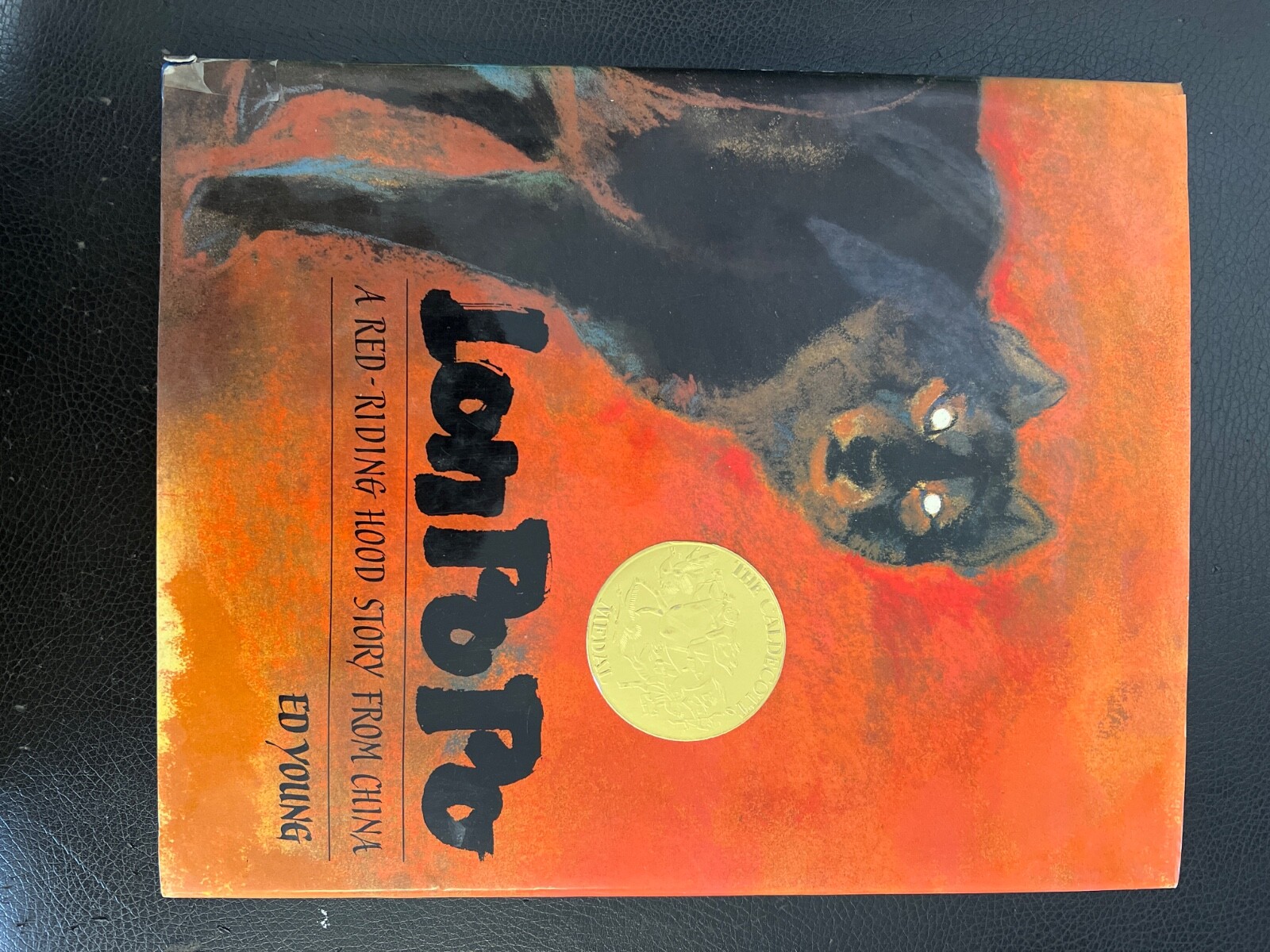 Lon Po Po : A Red-Riding Hood Story from China by Ed Young (1989, Hardcover)