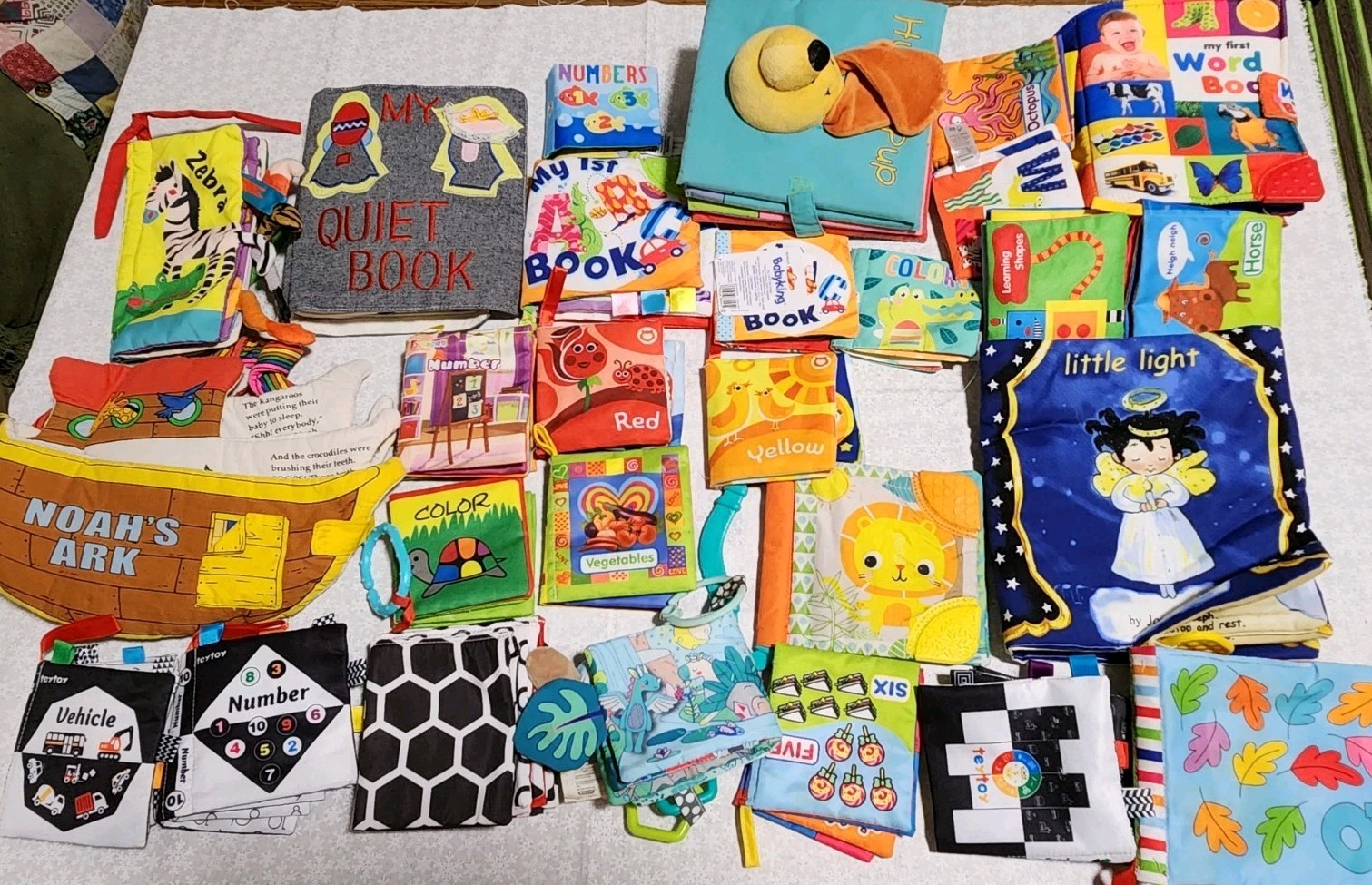 #1 LOT Of 27 toddler baby Soft Cloth Books preschool learning Crinkles Sensory