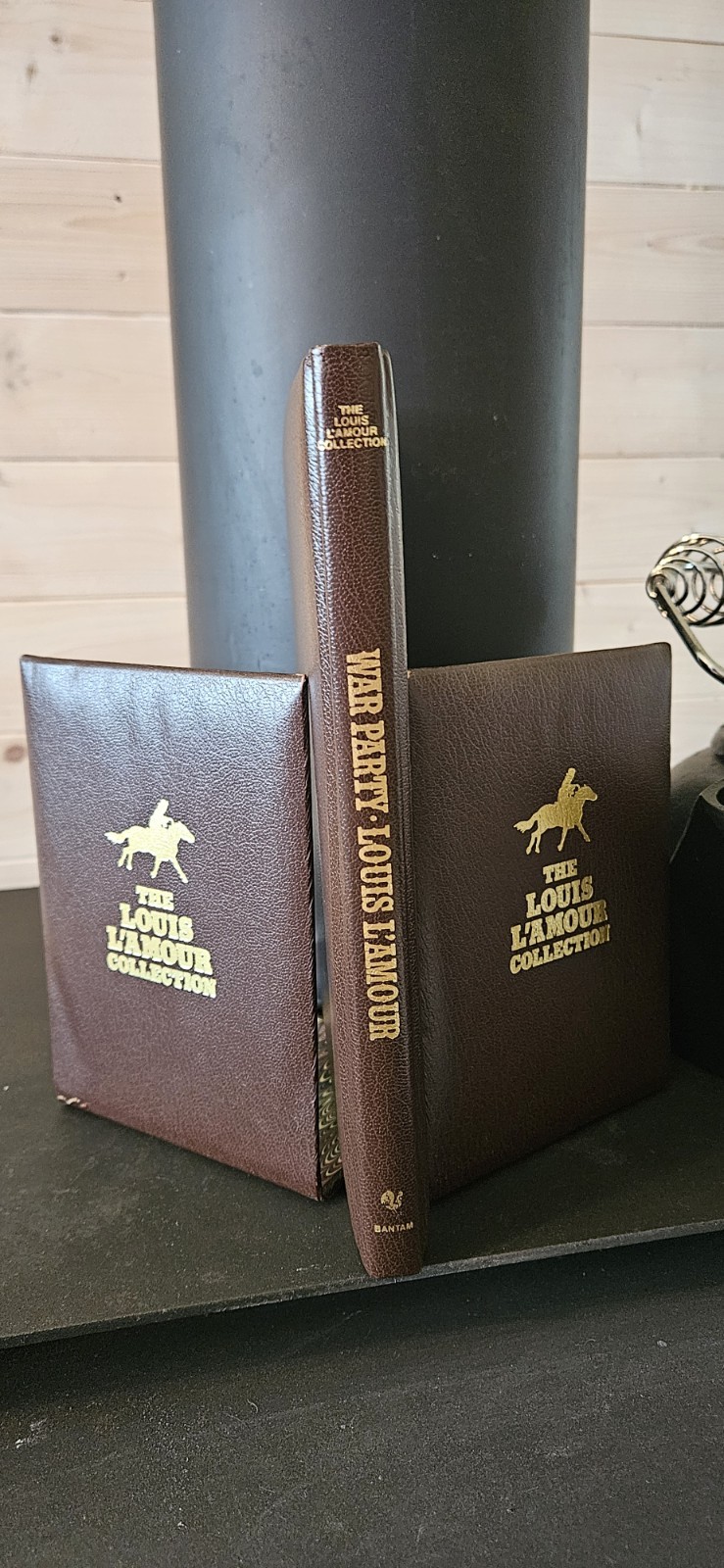 Louis L’Amour – War Party – Leatherette Hardcover Collection