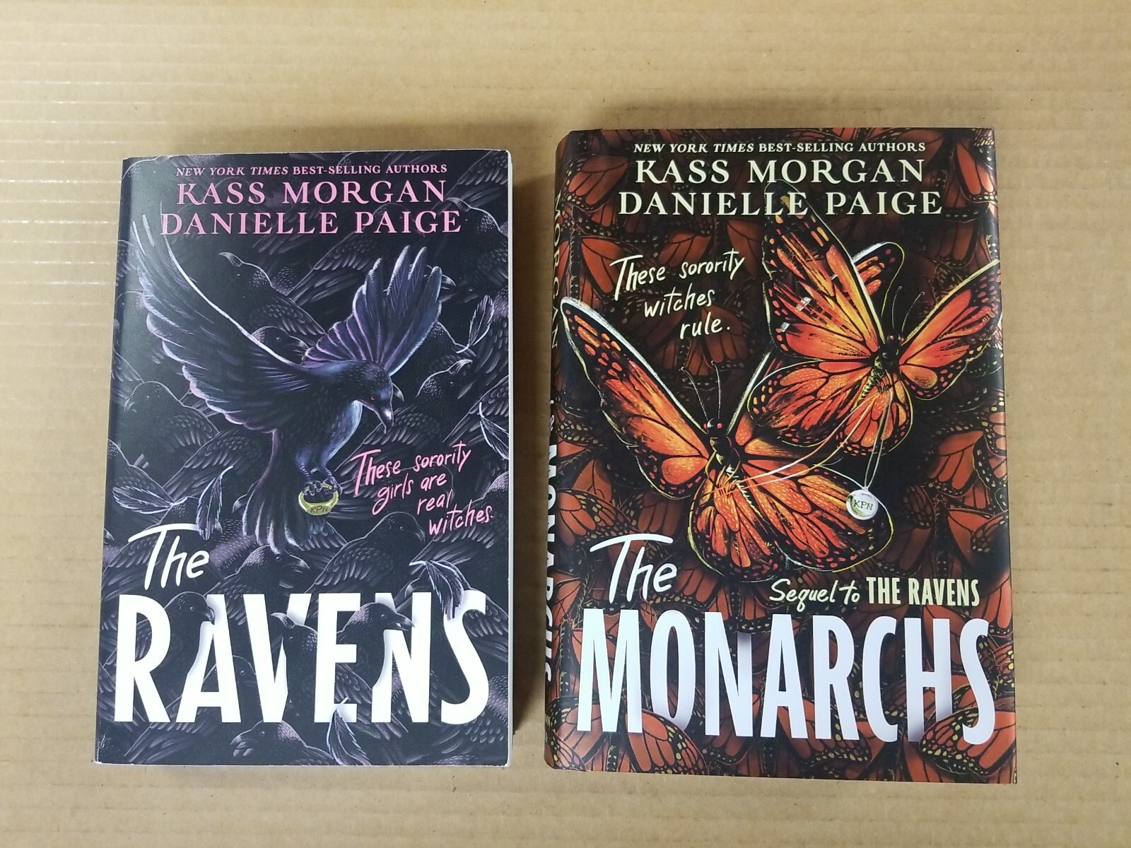 2 Book Lot The Ravens & The Monarchs – pb & hc By Kass Morgan & Danielle Paige