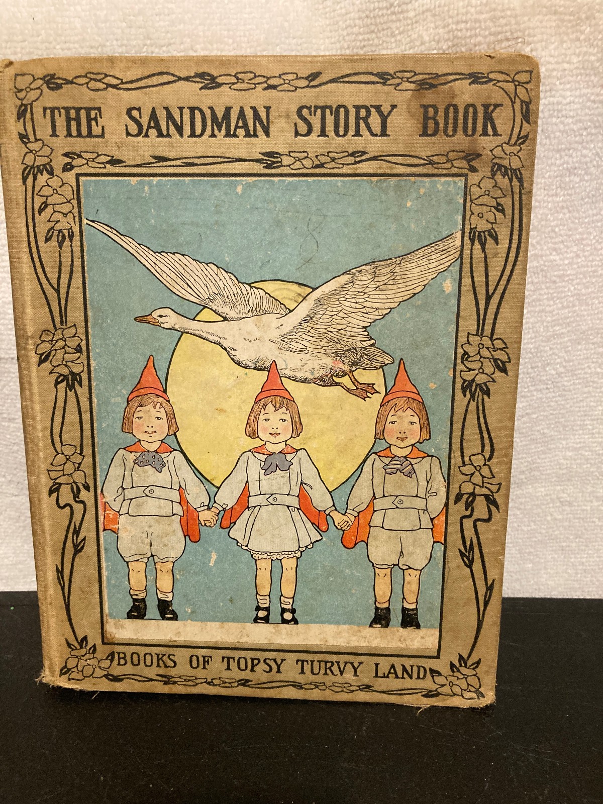 The Sandman Story Book – Books of Topsy Turvy Land 1914 New York: Hurst & Co