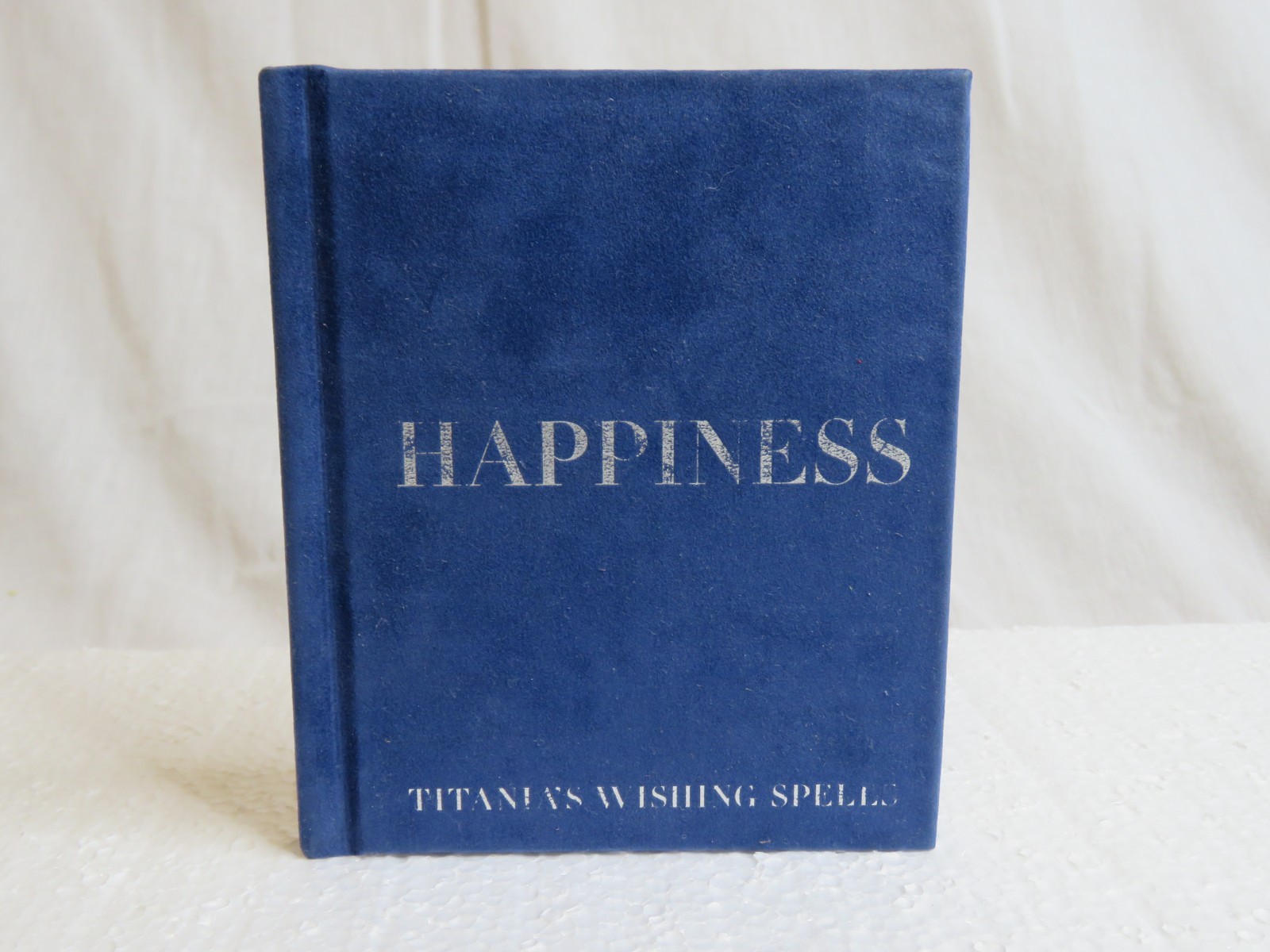 Happiness Titania’s Wishing Spells Hardie Titania Velvet Hard Cover 1st/1st VG