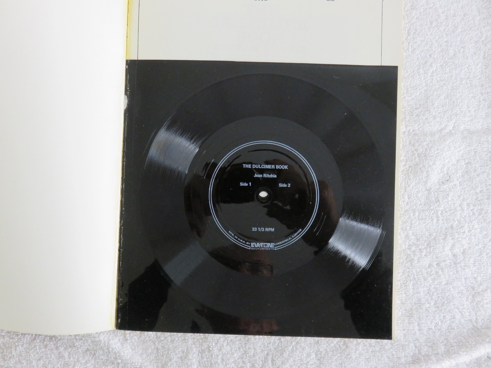 Jean Ritchie’s Dulcimer People PLUS Bonus The Dulcimer Book Oak Record Edition