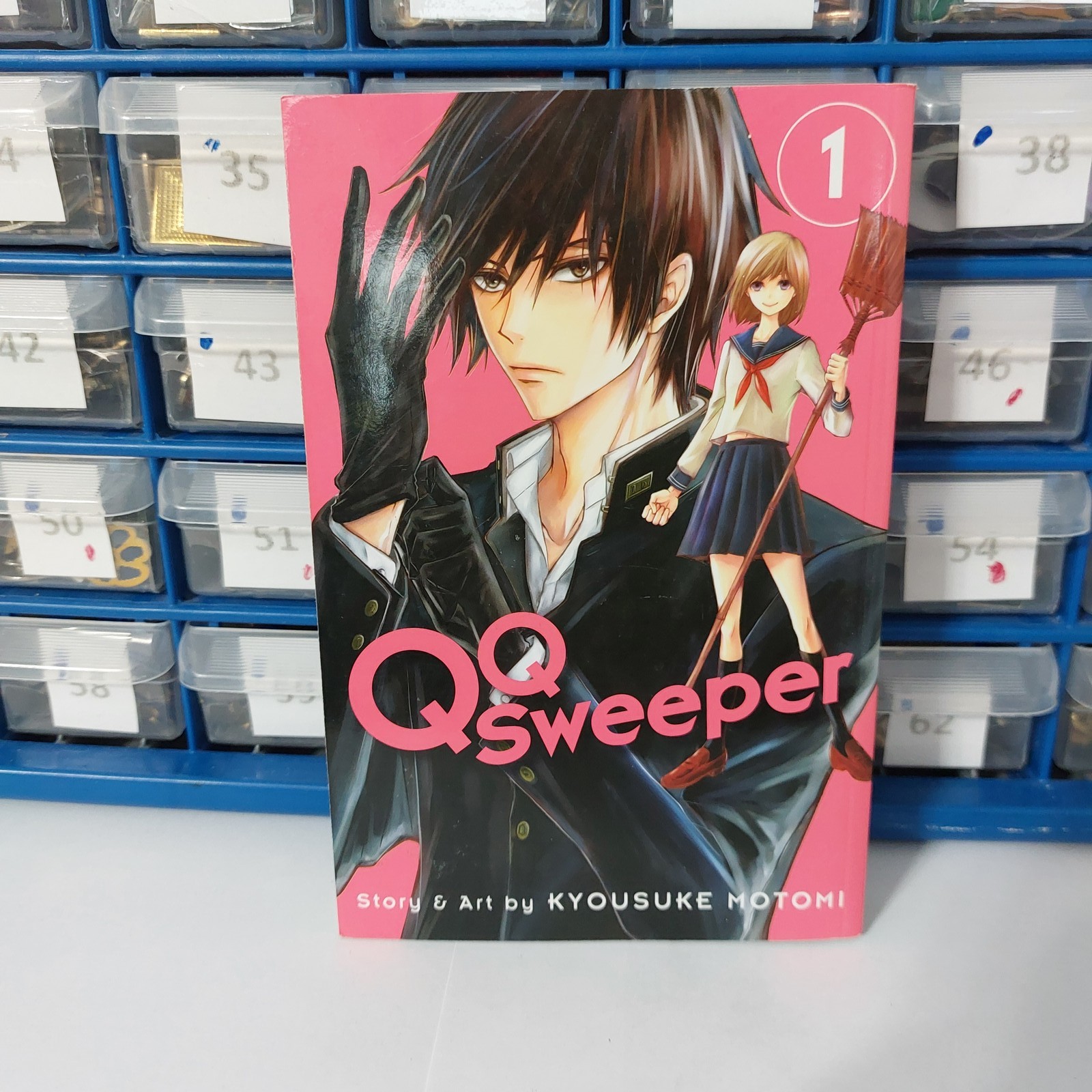 QQ Sweeper Vol 1 Manga by Kyousuke Motomi Viz Media Shojo Beat English Book