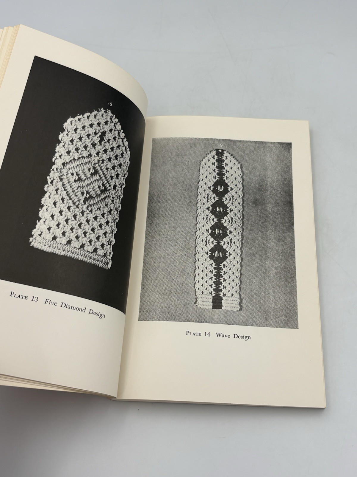 Square Knotting Or Macrame – Raoul Graumont (1949) Vintage Paperback
