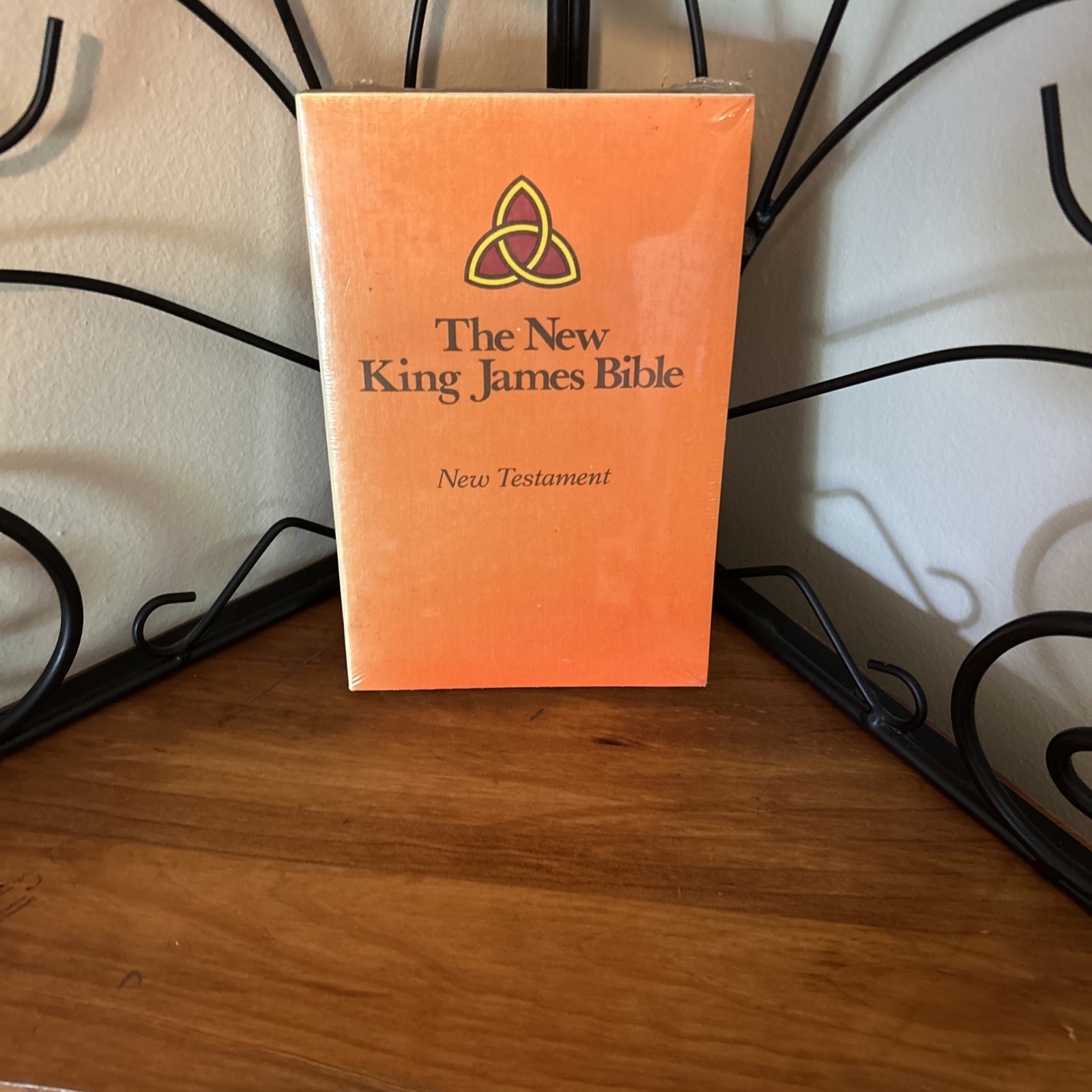 The New King James Bible New Testament – Paperback – 1979 NEW SEALED