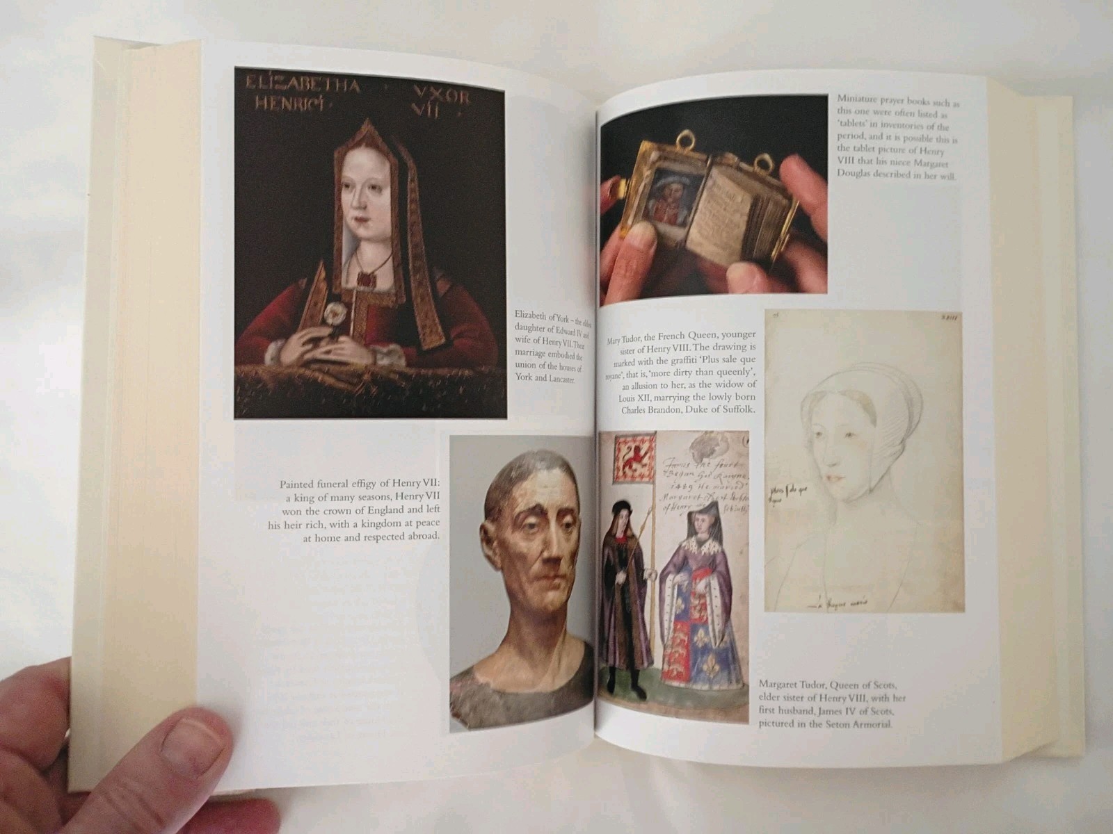 TUDOR Leanda De Lisle ©2013 Public Affairs HCDJ England’s Royals Illus. Photos