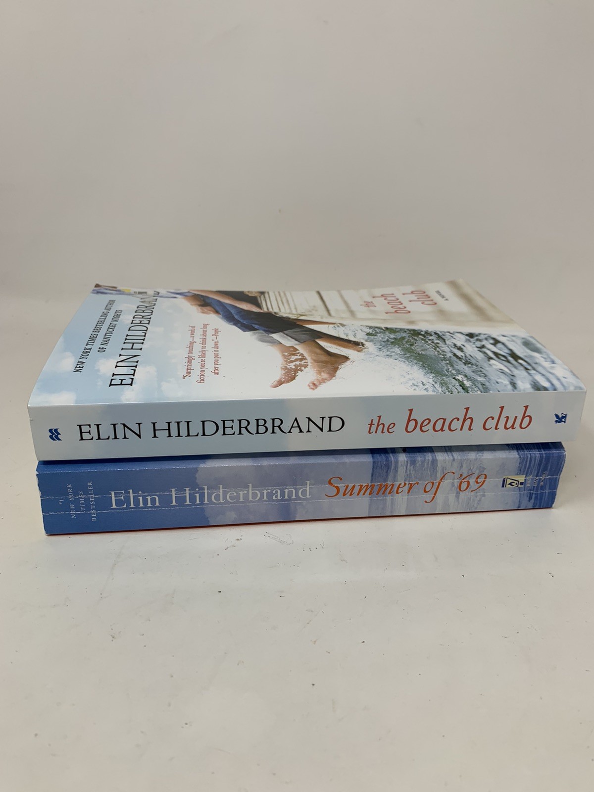 Lot of 2-Elin Hilderbrand Romance Paperback Books Summer Of 69 The Beach Club